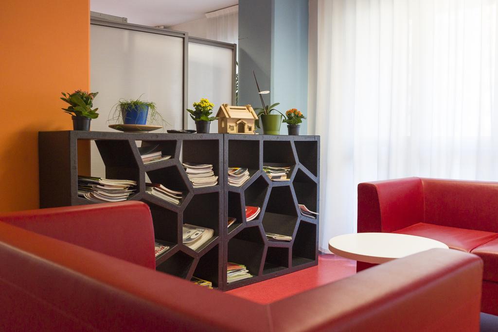 Hotel Sharing Turin Exterior photo